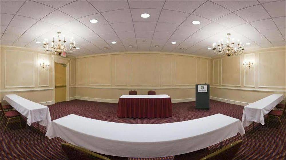 ホテル ボックスボロー リージェンシー Boxborough エクステリア 写真